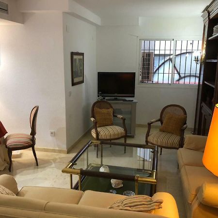 Alojamiento Ronda De Los Tejares Kordoba Bagian luar foto
