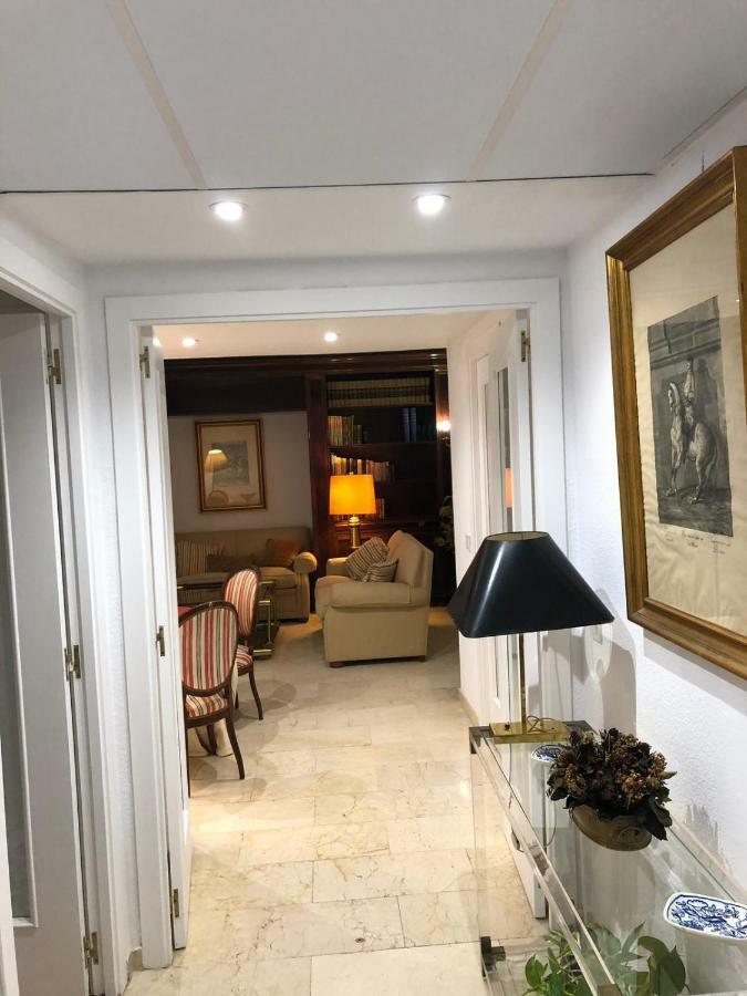 Alojamiento Ronda De Los Tejares Kordoba Bagian luar foto